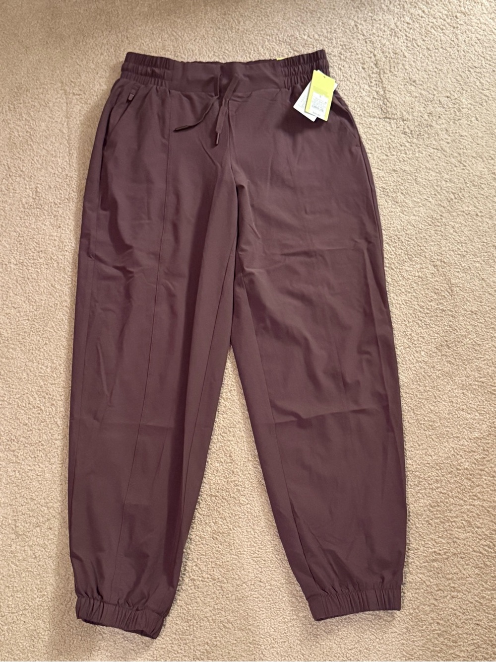 NWT All in Motion Active Light Mid-Rise Joggers Brown Size S